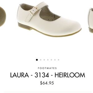 Footmates Laura style - Heirloom (toddler size 9) Never Worn!!